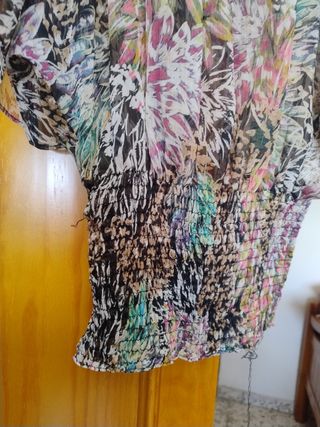 Conjunto Camisa y Falda Corta Multicolor