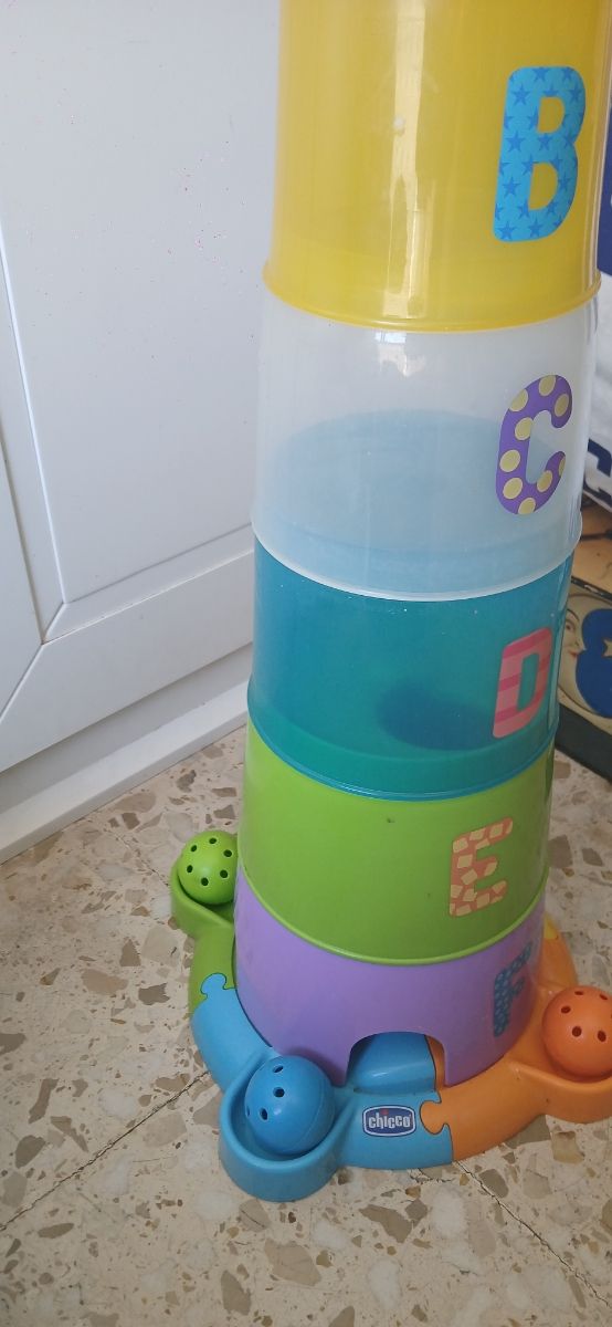 Juego de pelotas 
Chicco.Divertido.