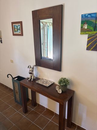 Conjunto recibidor espejo y mesa madera