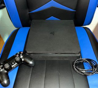 PlayStation 4 Slim 500GB Negra