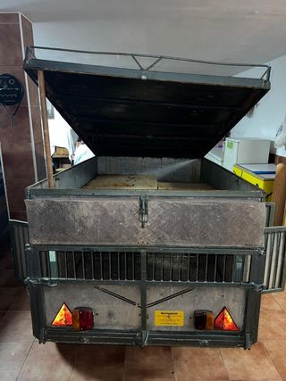 Remolque para transporte de perros