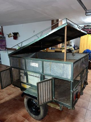 Remolque para transporte de perros