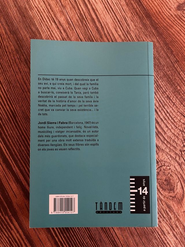 Adormit sobre els miralls