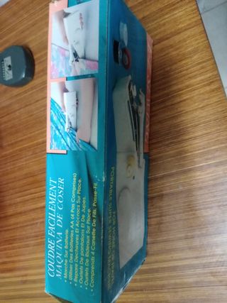 Máquina de coser portátil para viaje