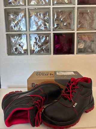 Zapatos de trabajo Be9 work.SHOES negros y rojos