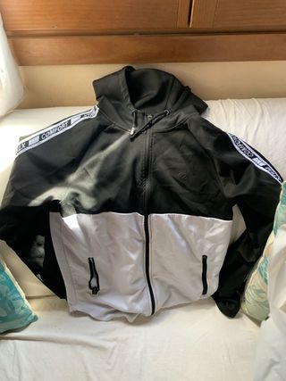 Chaqueta Silver S Negra y Blanca