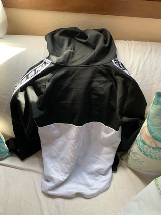 Chaqueta Silver S Negra y Blanca