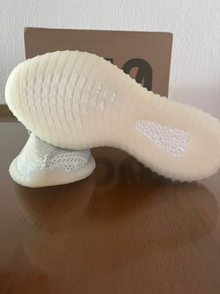 Adidas Yeezy 350 V2 Gris/Blanco Nuevas