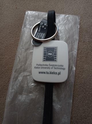 Cable USB Erasmus+ para dispositivos USB micro y C