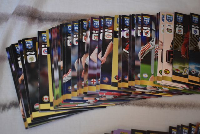 Lote 200 Cromos Adrenalyn Fifa 365 2025