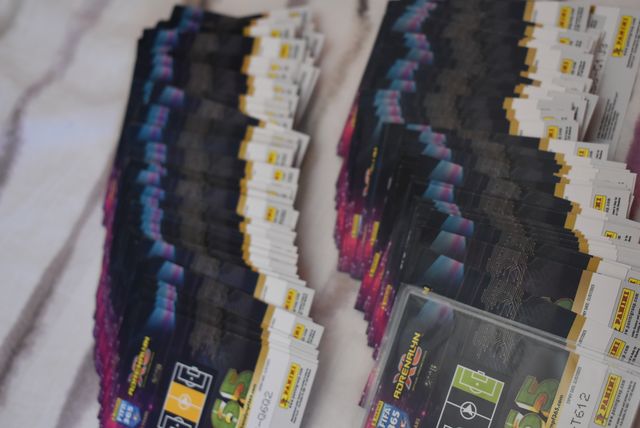 Lote 200 Cromos Adrenalyn Fifa 365 2025