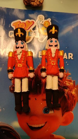 Pendientes hechos a mano pez azul y rojo