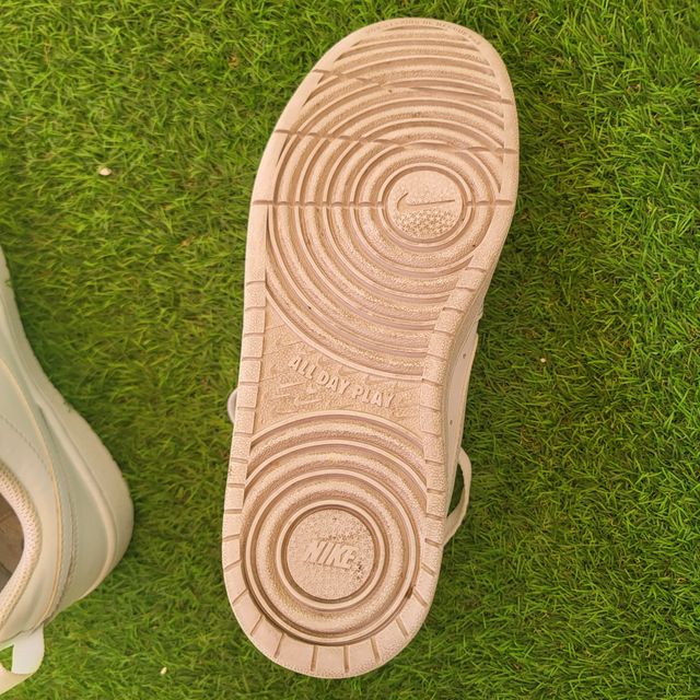 Nike Air Force One in bianco