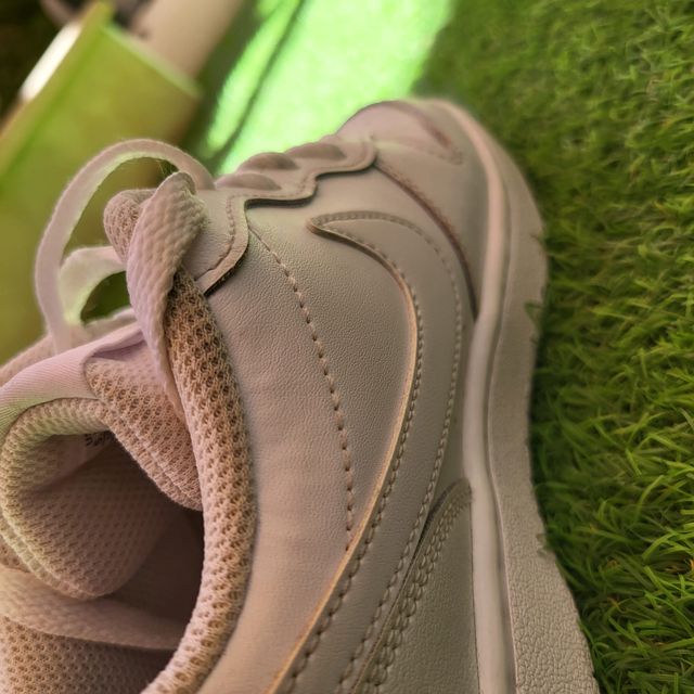 Nike Air Force One in bianco