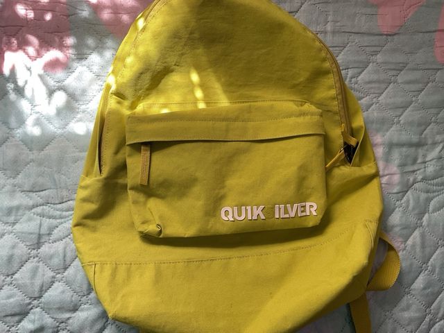 Mochila Quiksilver Amarilla