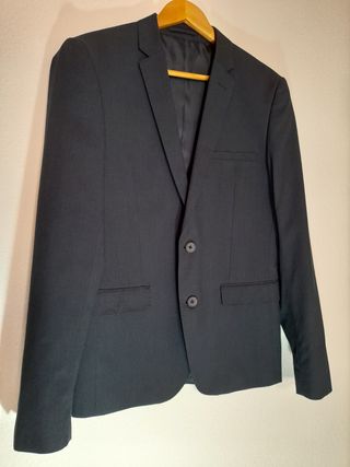 Conjunto traje Kiabi