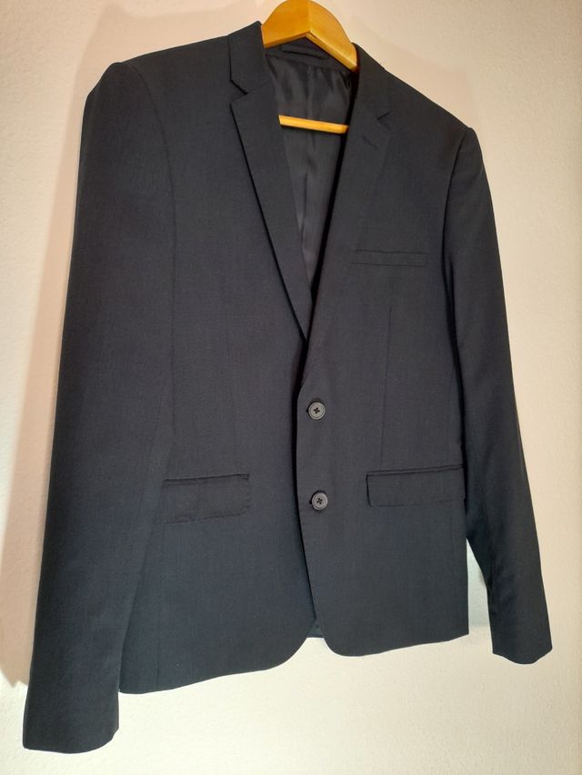 Conjunto traje Kiabi