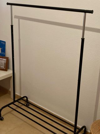 Perchero Metálico con Zapatero