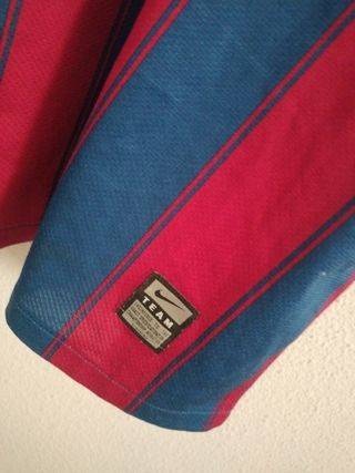 Camiseta FC Barcelona Nike Talla XL para 15 años