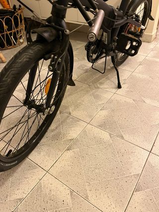 Bicicleta plegable BTWIN con candado e hinchador