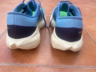Zapatillas New Balance FuelCell RC Elite v2 Azul/V