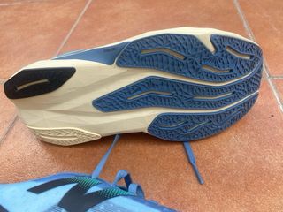 Zapatillas New Balance FuelCell RC Elite v2 Azul/V