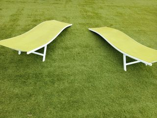 Tumbonas de exterior verdes