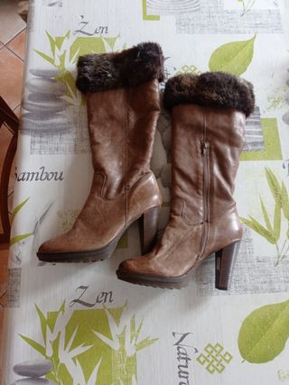 Stivali in pelle con pelliccia tacco10 num40