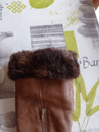 Stivali in pelle con pelliccia tacco10 num40