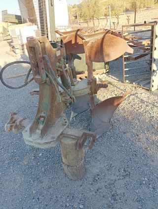 Vertedera hidráulica