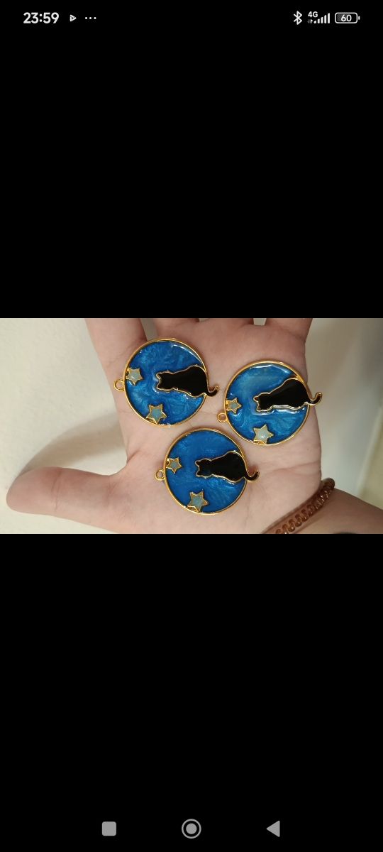 Conjunto bisutería gato y estrellas se ilumina