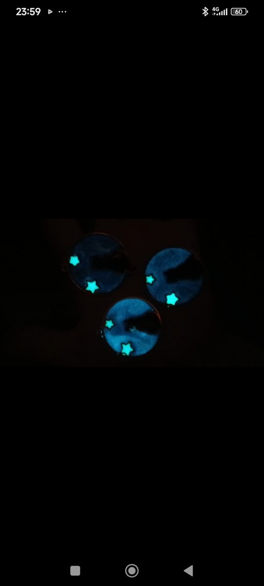 Conjunto bisutería gato y estrellas se ilumina