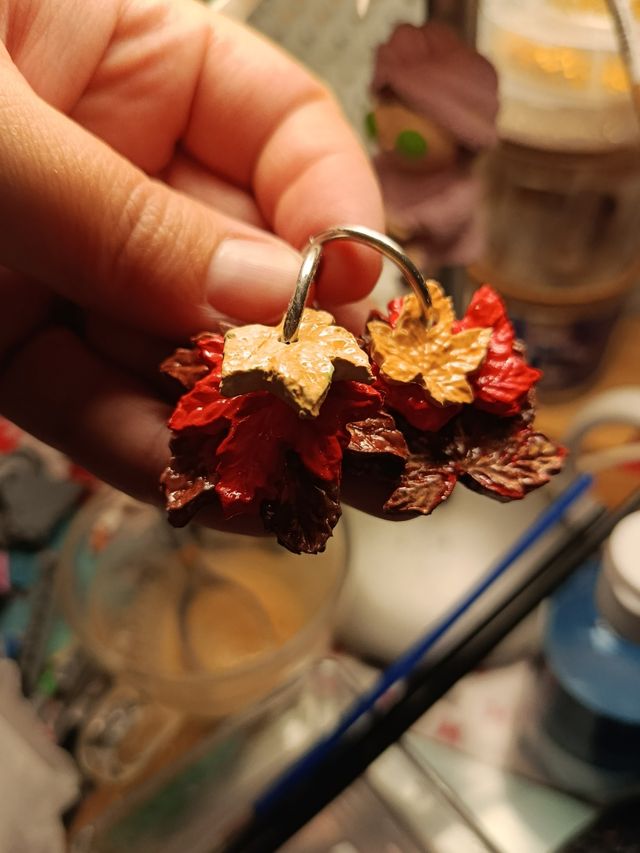 Conjunto bisutería gato y estrellas se ilumina