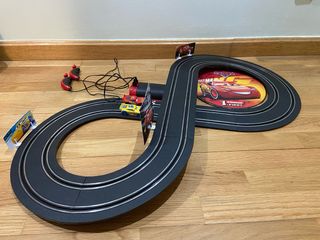 Scalextric Rayo McQueen para niños. 1First Carrera
