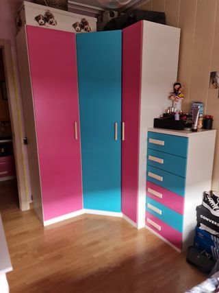 Armario infantil 3 puertas rosa, azul y blanco