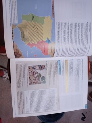 Inicia Historia de España 2.º Bachillerato. Lib...