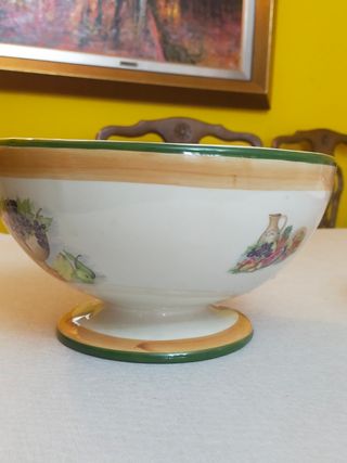 Frutero de porcelana con pie