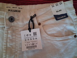 Pull&Bear Pantalones Cortos Beige Rotos 