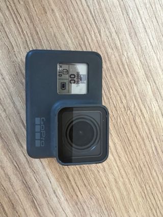 GoPro Hero 5 Black + Accesorios