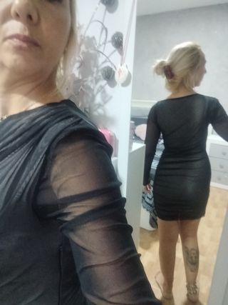 Vestido negro de malla