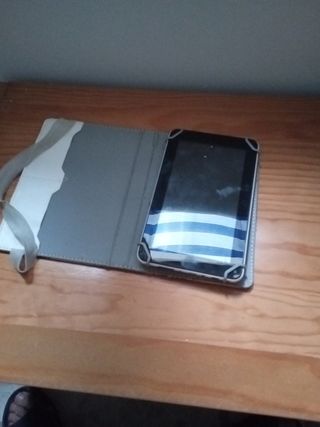 Tablet 7 " con funda