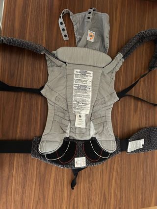 Mochila Ergobaby Adapt 3 Posiciones