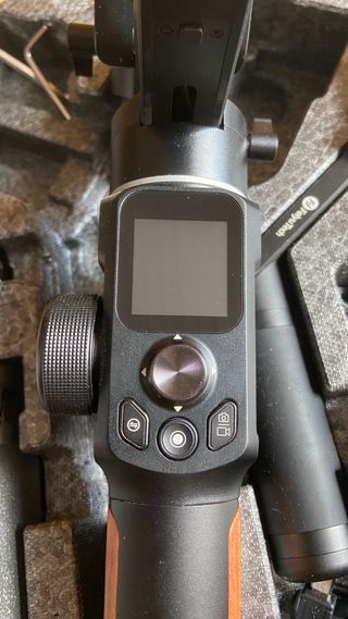 Guimbal Estabilizador FeiyuTech 2000S