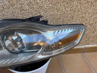 Faros Ford Mondeo