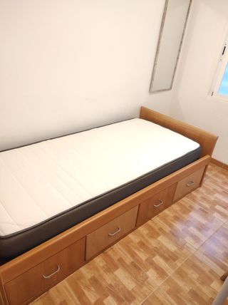 Cama individual con cajones