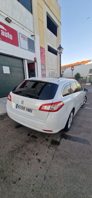 Peugeot 508sw 2012