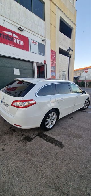 Peugeot 508sw 2012