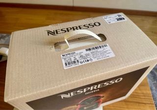 Cafetera Nespresso Inissia Roja