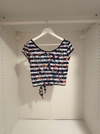 Conjunto falda vaquera blanca y blusa rayas
