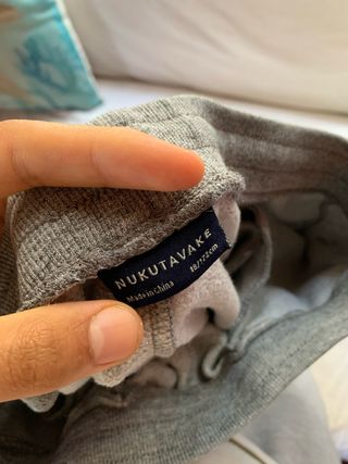 Pantalón gris NUKUTAVAKE Talla 18/172 cm